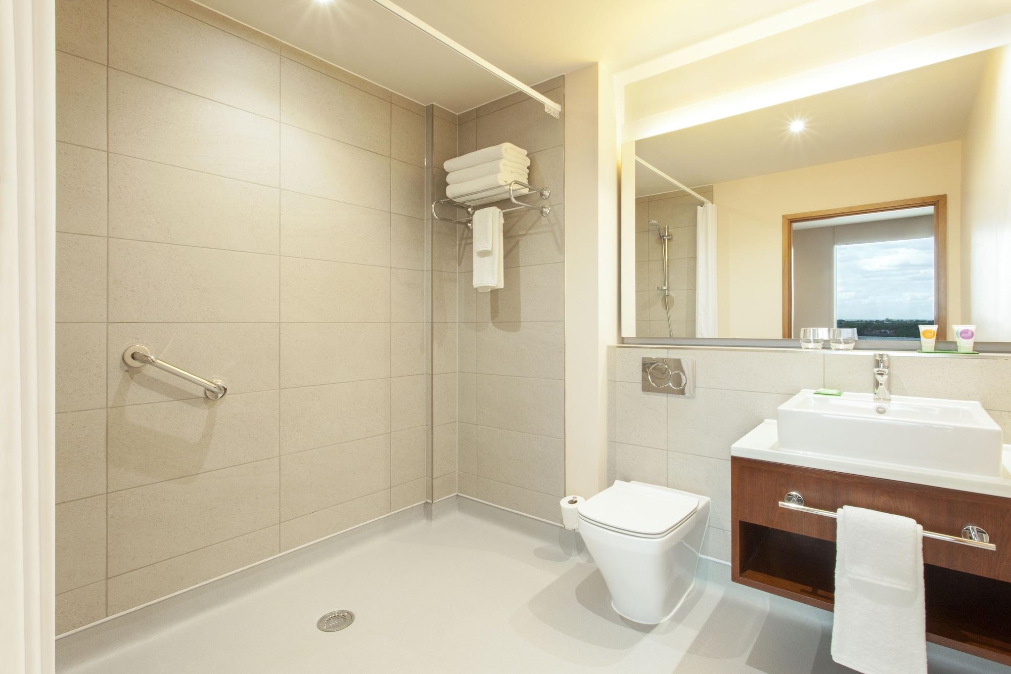 Hyatt Place West London Hayes Hillingdon Esterno foto