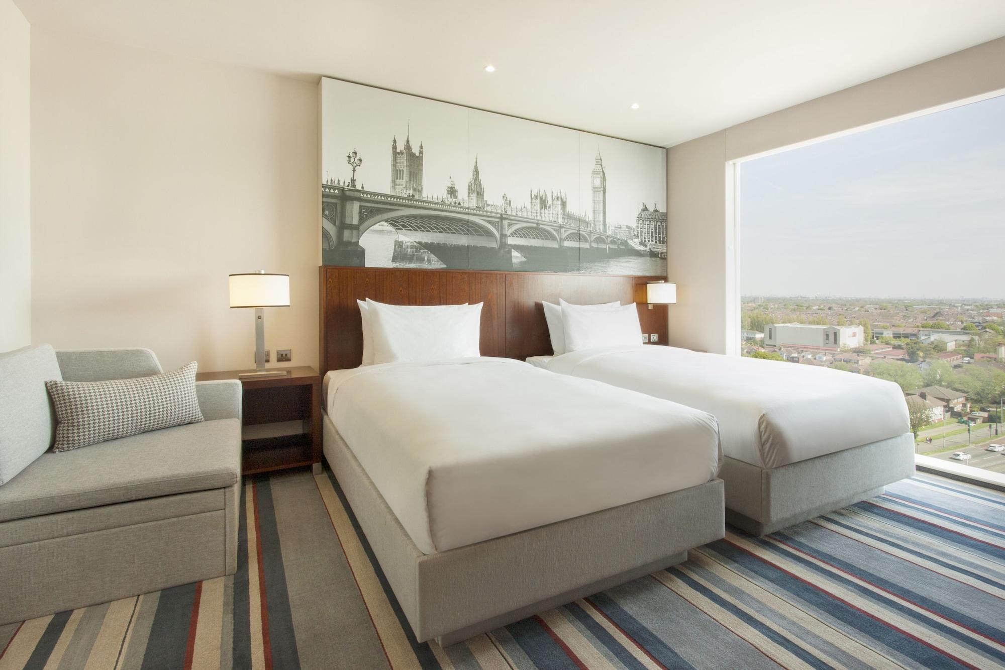 Hyatt Place West London Hayes Hillingdon Esterno foto
