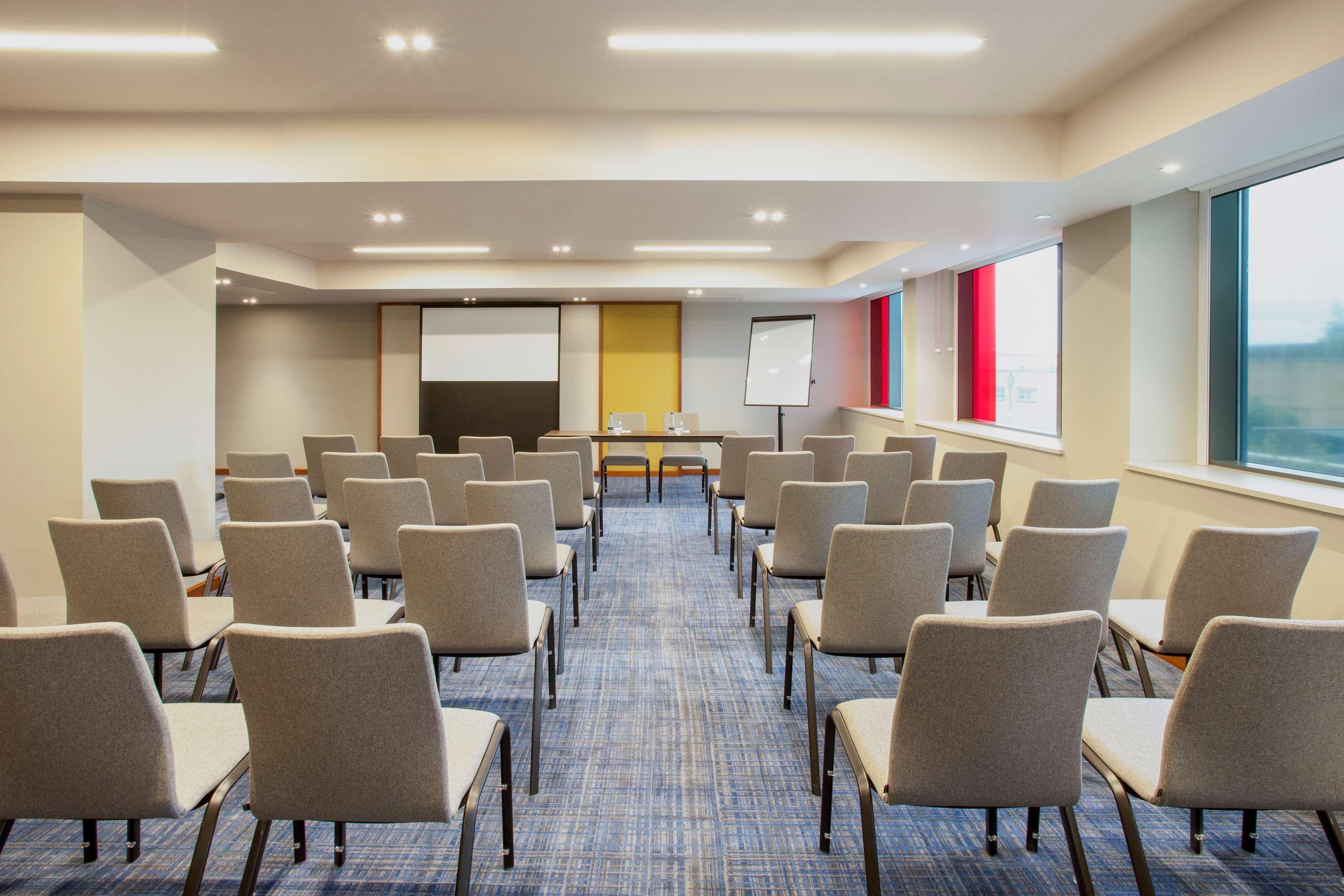 Hyatt Place West London Hayes Hillingdon Esterno foto