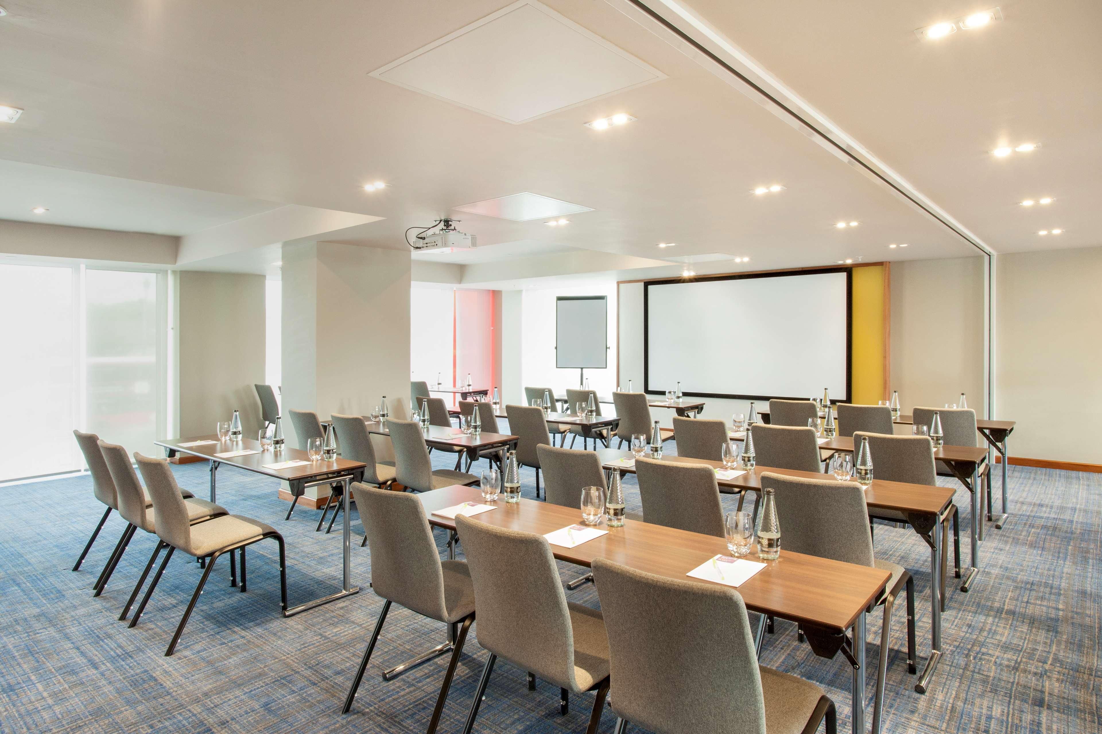 Hyatt Place West London Hayes Hillingdon Esterno foto