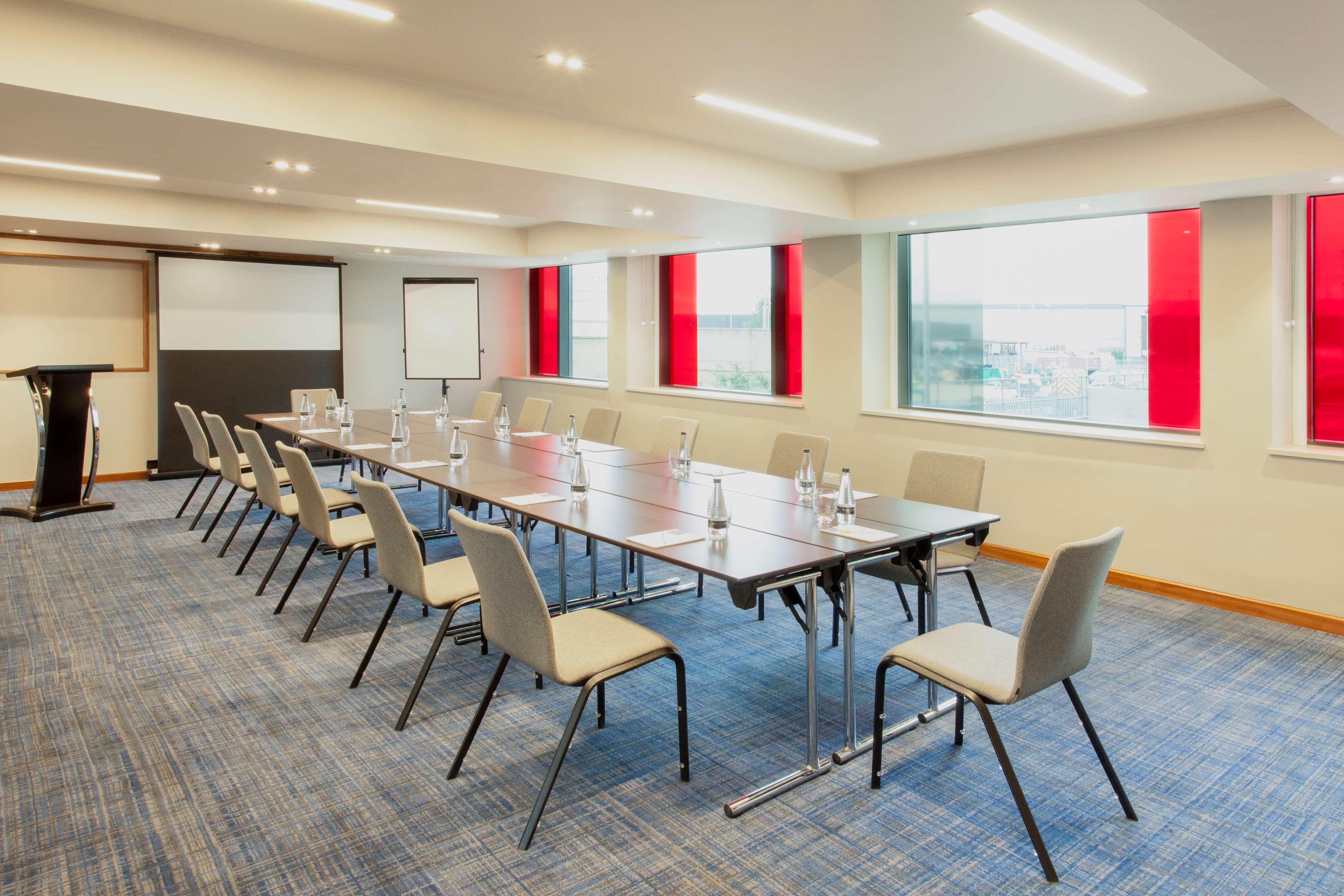 Hyatt Place West London Hayes Hillingdon Esterno foto